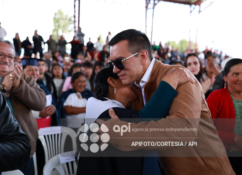 CUENCA-PRESIDENTE DANIEL NOBOA