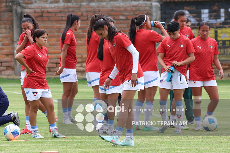 FBL SUPERLIGA FEMENINA VINO TINTO VS LIGA DE QUITO