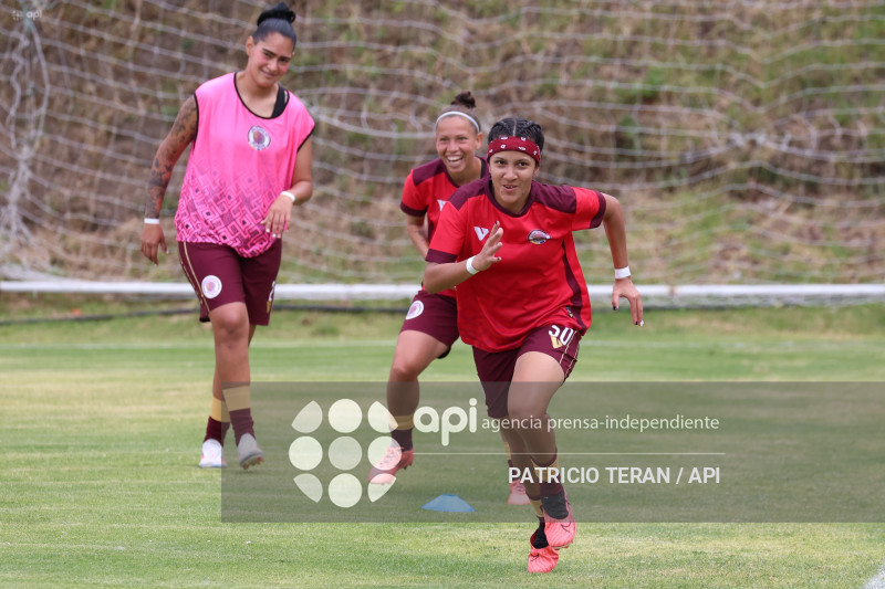 FBL SUPERLIGA FEMENINA VINO TINTO VS LIGA DE QUITO