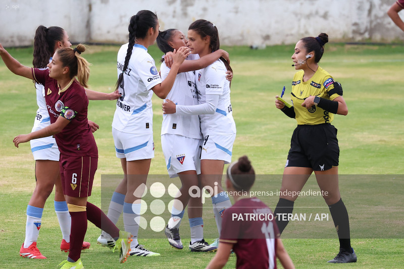 FBL SUPERLIGA FEMENINA VINO TINTO VS LIGA DE QUITO