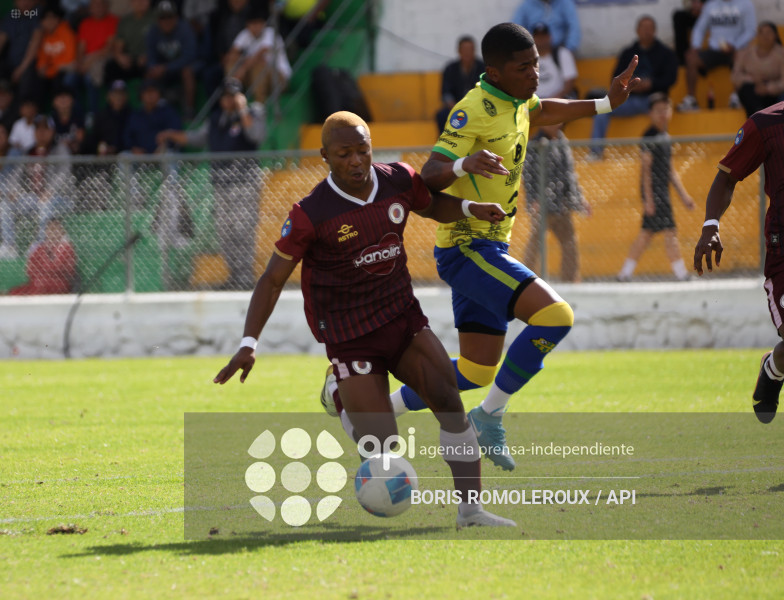 COPA ECUADOR-GUALACEO S C-VINO TINTO FC