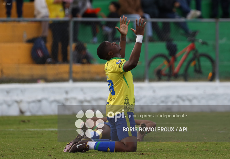 COPA ECUADOR-GUALACEO S C-VINO TINTO FC
