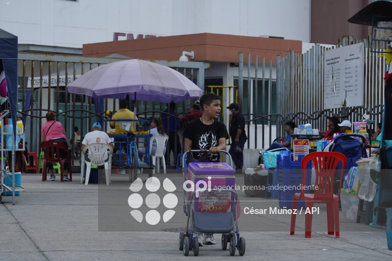 GYE-FALTA MEDICINA HOSPITALES