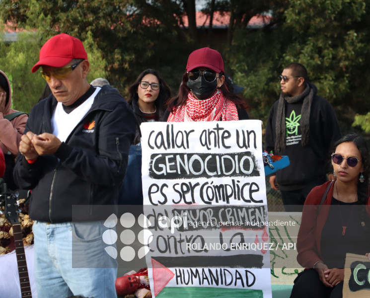 MARCHA ESTUDIANTES Y MOVIMIENTOS SOCIALES