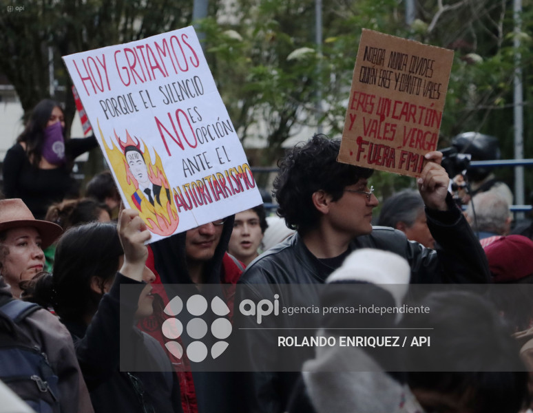 MARCHA ESTUDIANTES Y MOVIMIENTOS SOCIALES