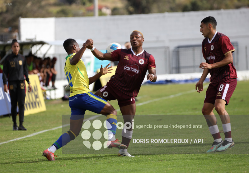 COPA ECUADOR-GUALACEO S C-VINO TINTO FC