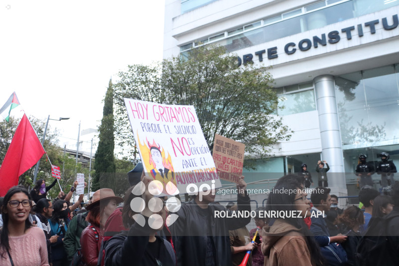 MARCHA ESTUDIANTES Y MOVIMIENTOS SOCIALES
