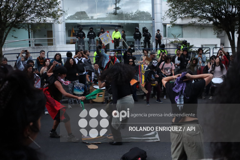 MARCHA ESTUDIANTES Y MOVIMIENTOS SOCIALES