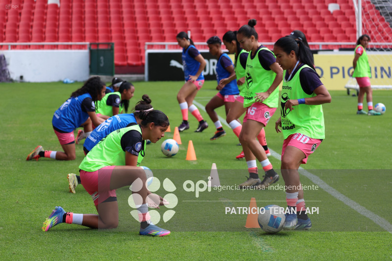 FBL SUPERLIGA FEMENINA LIGA DE QUITO VS CLUB ÑAÑAS