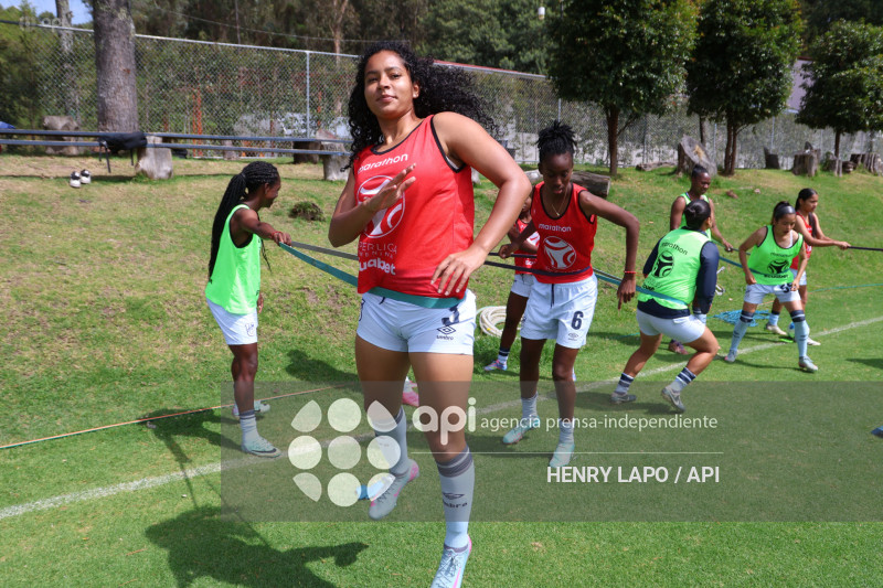 FBL SUPERLIGA FEMENINA    CATOLICA VS  BARCELONA