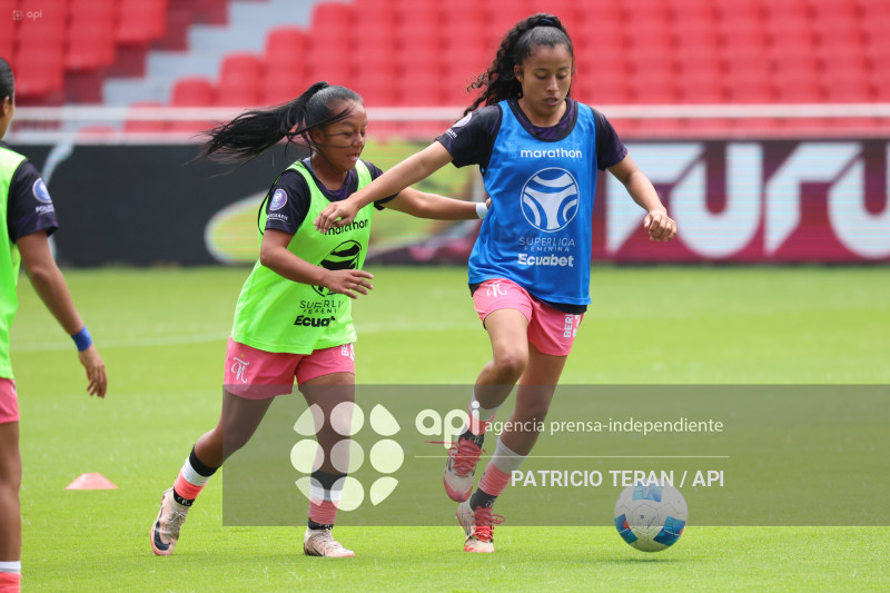 FBL SUPERLIGA FEMENINA LIGA DE QUITO VS CLUB ÑAÑAS