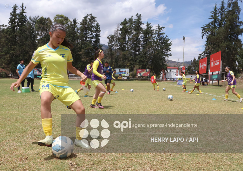 FBL SUPERLIGA FEMENINA     EL NACIONAL VS ESPUCE