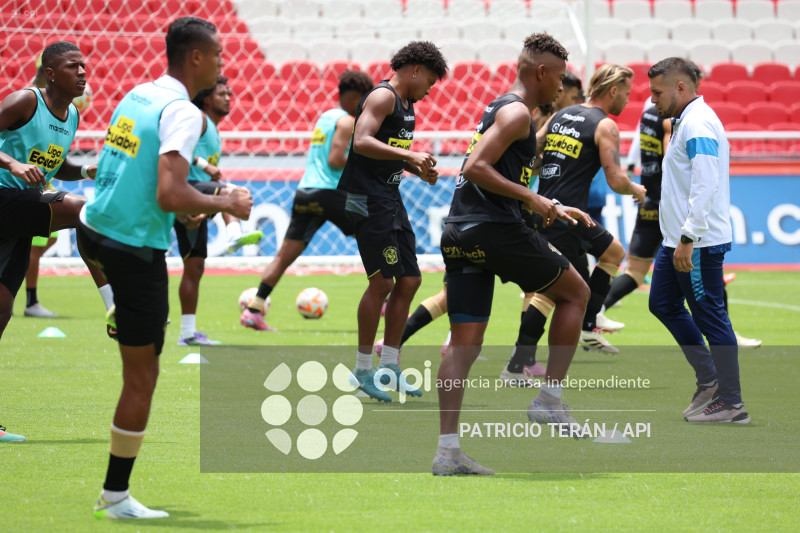 FBL LIGA PRO LIGA DE QUITO LDU VS MANTA