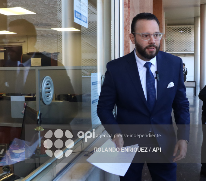 CONSEJERO ALBAN ASAMBLEA