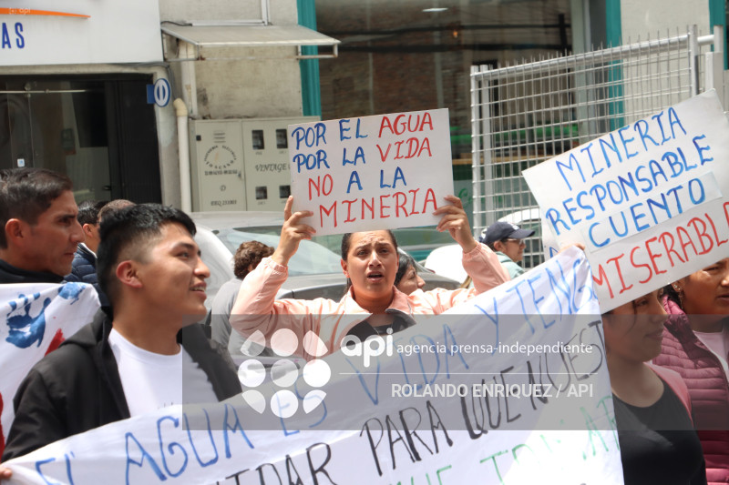 PLANTON COMUNEROS PALO QUEMADO