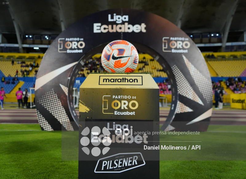 FBL LIGAPRO VINO TINTO BARCELONA