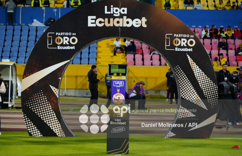 FBL LIGAPRO VINO TINTO BARCELONA