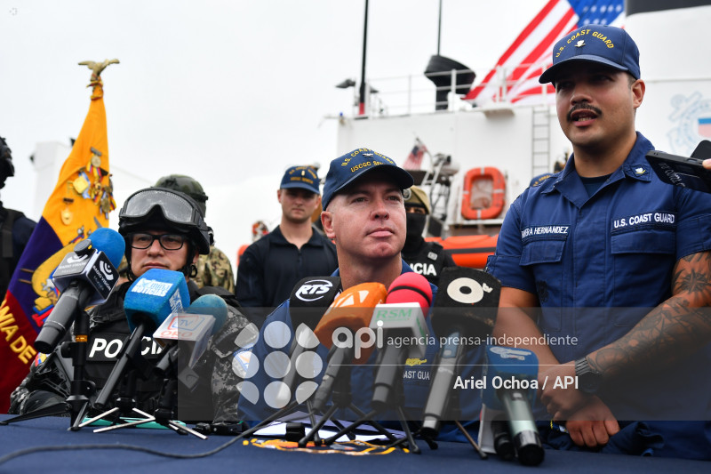 MANTA-USA-ECU-DROGA-DETENIDOS