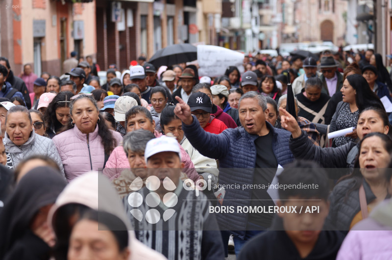 CUENCA-MARCHA-MEDICINAS-SEGURO CAMPESINO