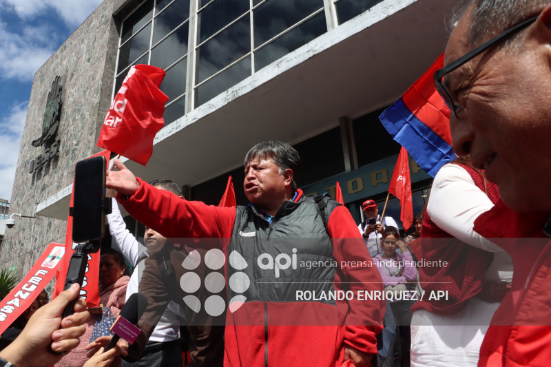 SEGURO CAMPESINO PROTESTA EN EL IESS