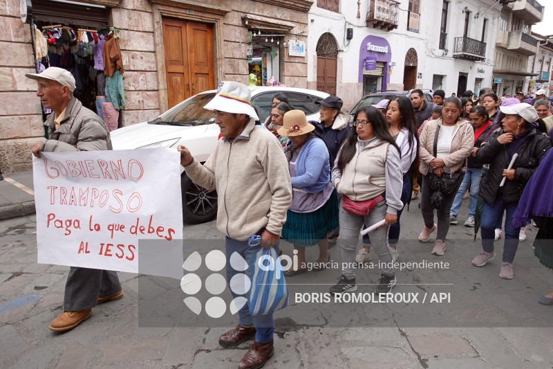 CUENCA-MARCHA-MEDICINAS-SEGURO CAMPESINO