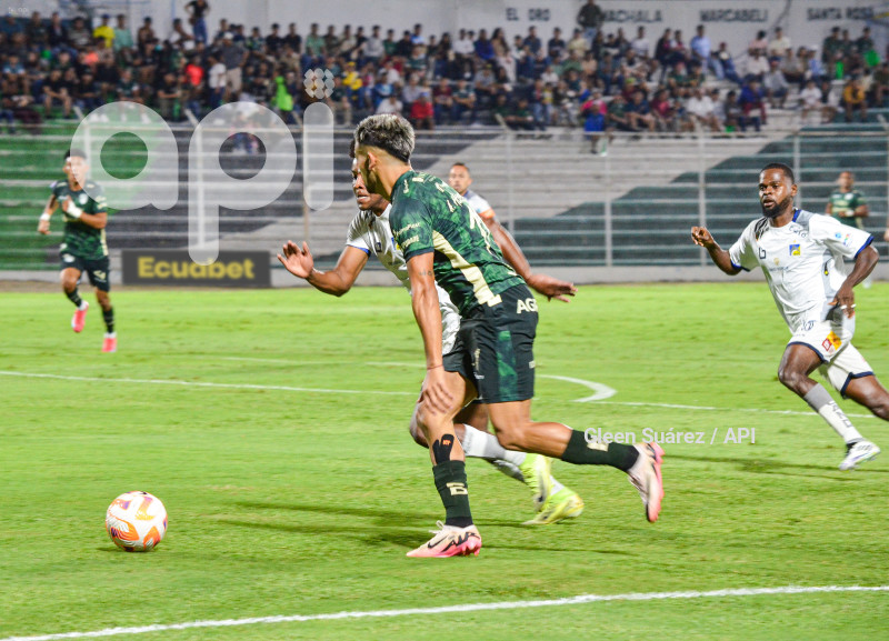 FBL-LIGAPRO-ORENSE-DELFÍNSC