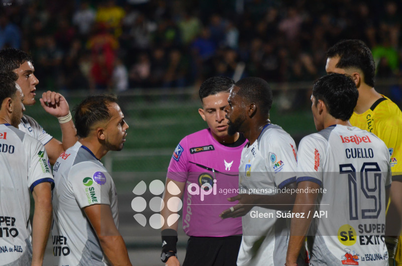 FBL-LIGAPRO-ORENSE-DELFÍNSC