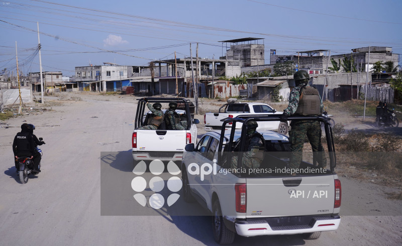 GYE-OPERATIVOS DURAN