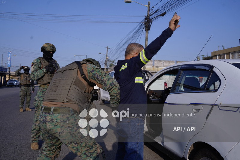 GYE-OPERATIVOS DURAN