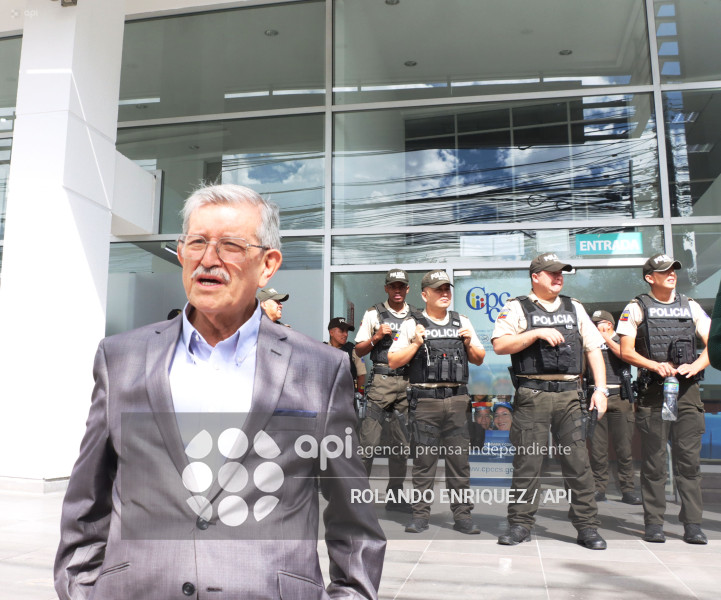 OSCAR AYERVE IMPEDIDO DE INGRESAR CPCCS