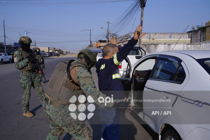 GYE-OPERATIVOS DURAN