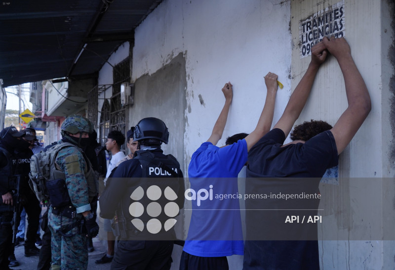 GYE-OPERATIVOS DURAN