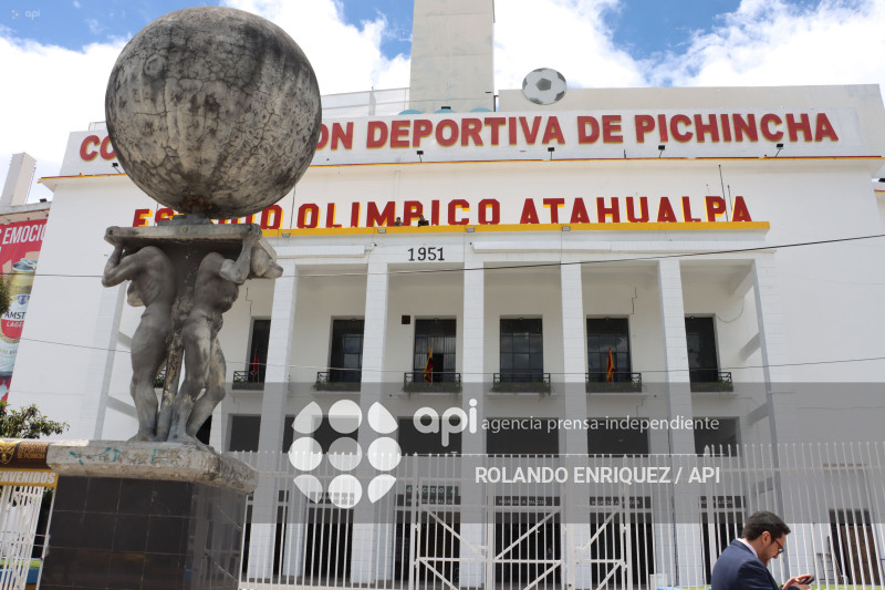 LICITACION ESTADIO OLIMPICO ATAHUALPA
