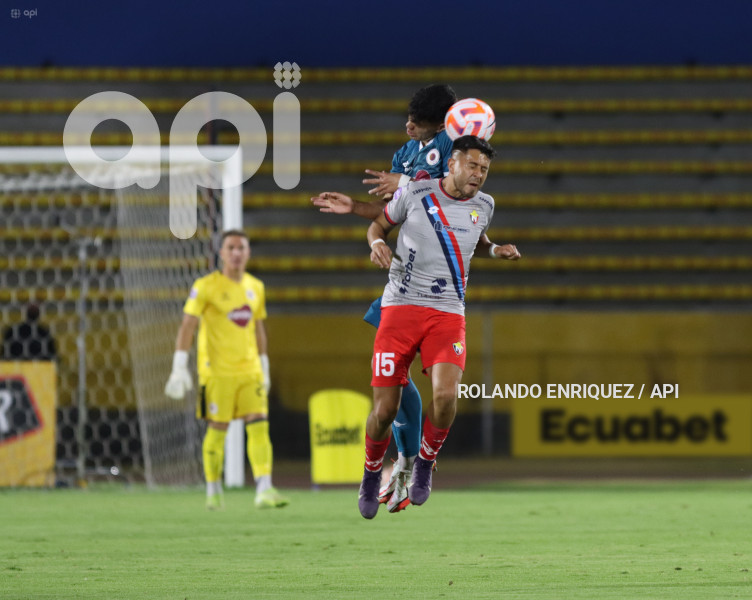 FBL  LIGA ECUABET  VINO TINTO VS NACIONAL