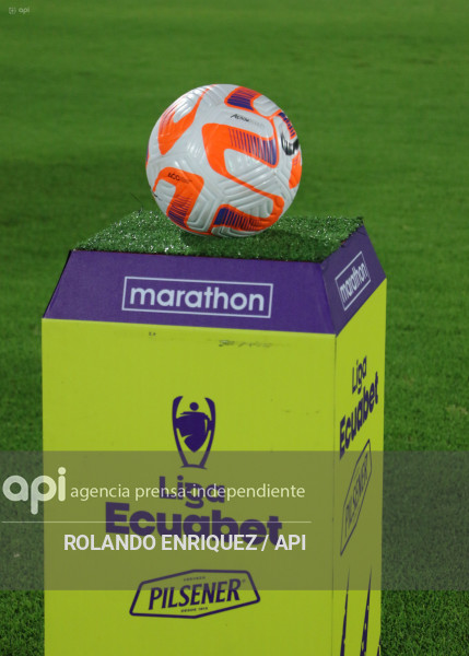 FBL  LIGA ECUABET  VINO TINTO VS NACIONAL