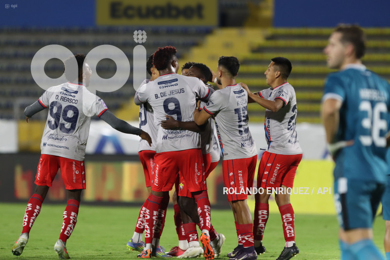 FBL  LIGA ECUABET  VINO TINTO VS NACIONAL