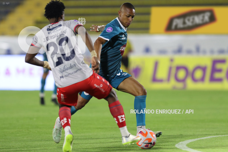 FBL  LIGA ECUABET  VINO TINTO VS NACIONAL