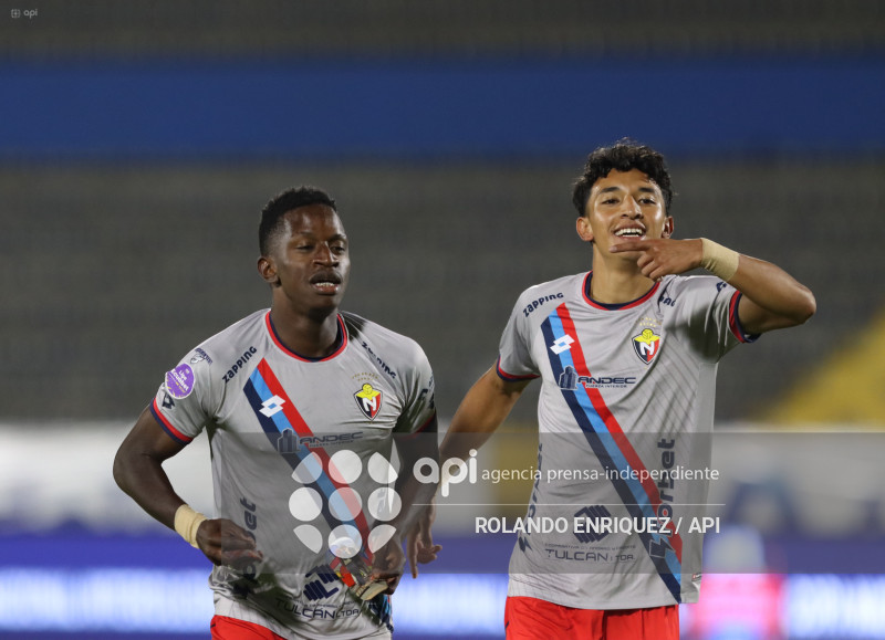 FBL  LIGA ECUABET  VINO TINTO VS NACIONAL