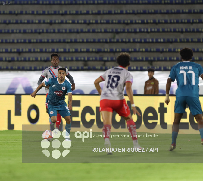 FBL  LIGA ECUABET  VINO TINTO VS NACIONAL