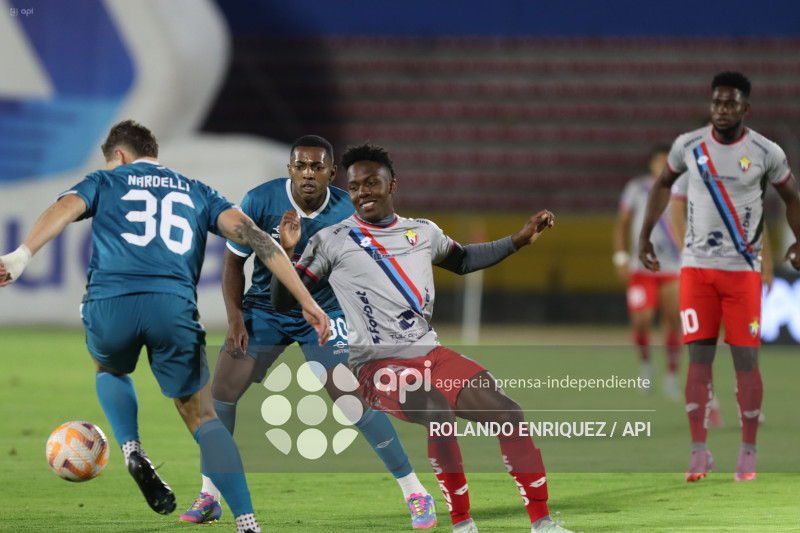 FBL  LIGA ECUABET  VINO TINTO VS NACIONAL