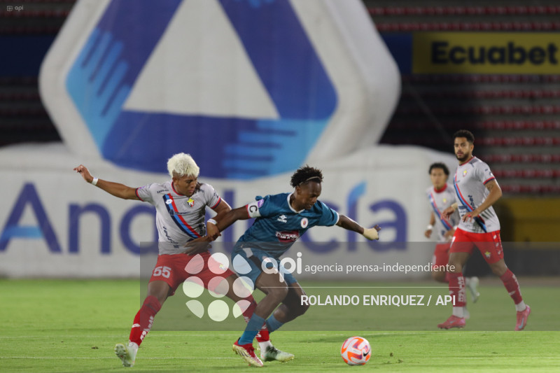 FBL  LIGA ECUABET  VINO TINTO VS NACIONAL