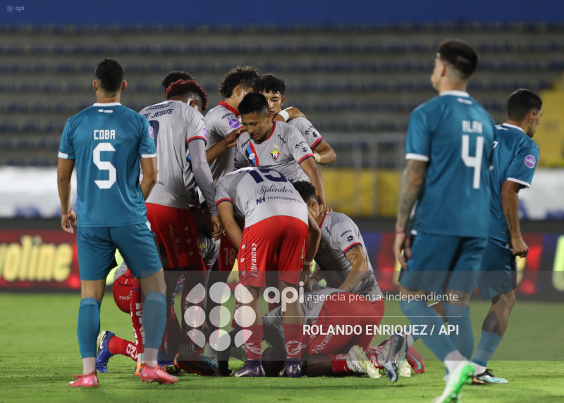 FBL  LIGA ECUABET  VINO TINTO VS NACIONAL