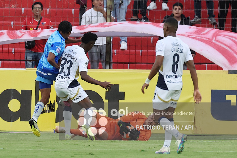 FBL LIGA ECUABET LIGA DE QUITO LDU VS MACARÁ