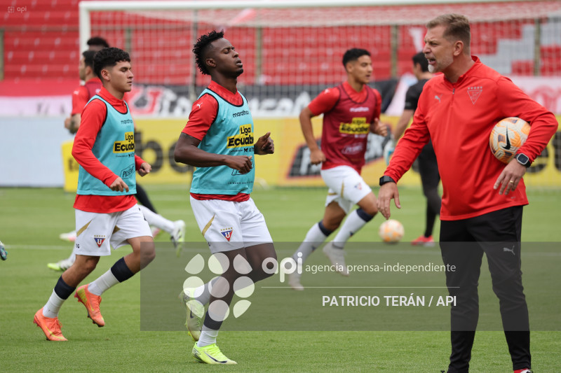 FBL LIGA ECUABET LIGA DE QUITO LDU VS MACARÁ