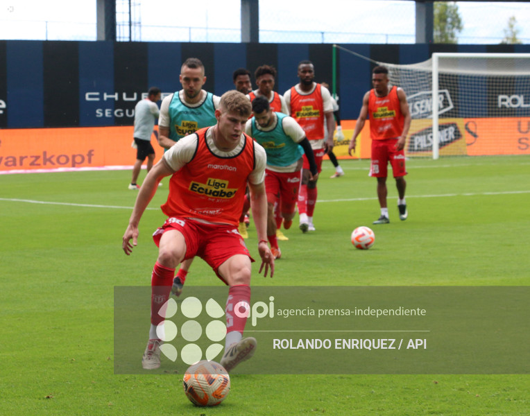 FBL  LIGA ECUABET  INDEPENDIENTE VALLE VS TECNICO UNIVERSITARIO