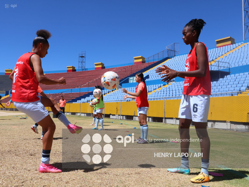 FBL SUPERLIGA FEMENINA    CATOLICA VS DRAGONAS IDV