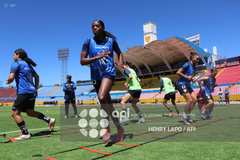 FBL SUPERLIGA FEMENINA    CATOLICA VS DRAGONAS IDV