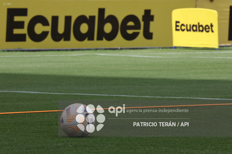 FBL LIGA ECUABET LIGA DE QUITO LDU VS MACARÁ