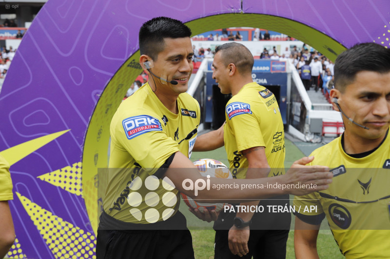 FBL LIGA ECUABET LIGA DE QUITO LDU VS MACARÁ