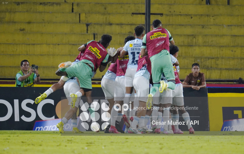 FBL-LIGAECUABET-BARCELONA-CATOLICA